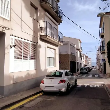 Peral 32 - Baix Amb Parquing Apartment